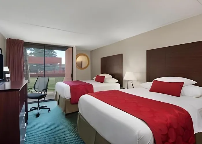 Ramada By Wyndham Monument